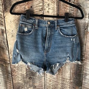 Abercrombie & Fitch High Rise Mom jean short 28